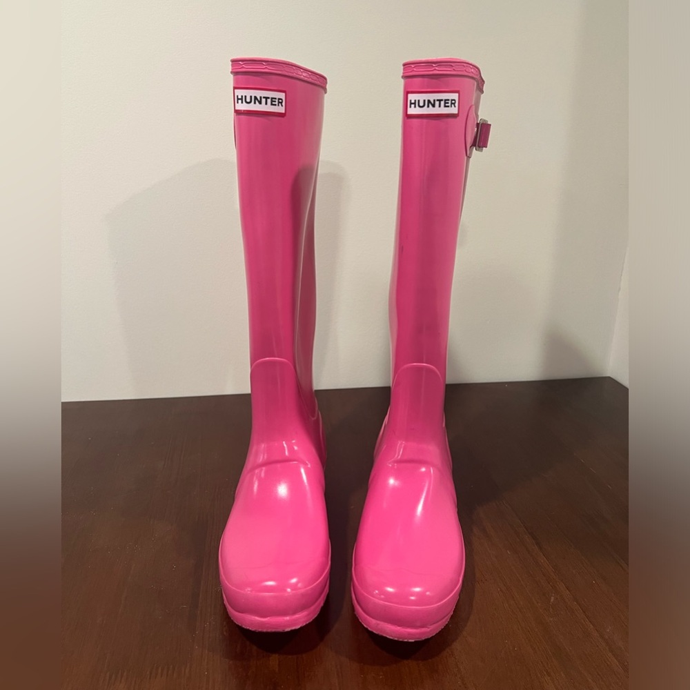 Hunter Pink Tall Gloss Rain Boots